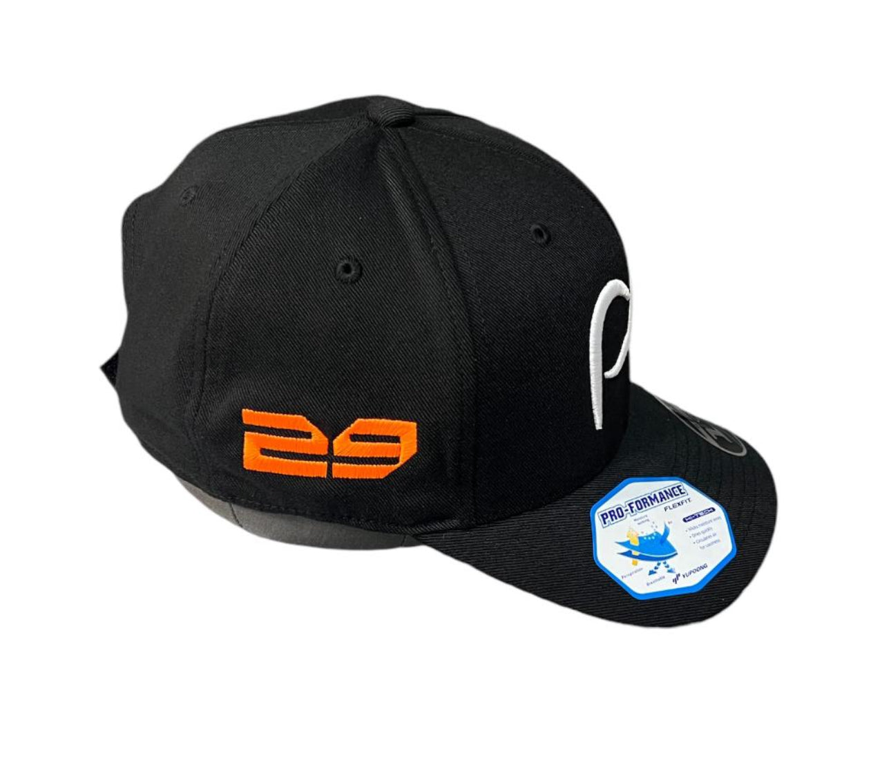 Edicion Limitada Formula 1 *Autografiada* Gorra Negra Tipo Curva con Logo PO 3D al frente y #29 Neon a un lado