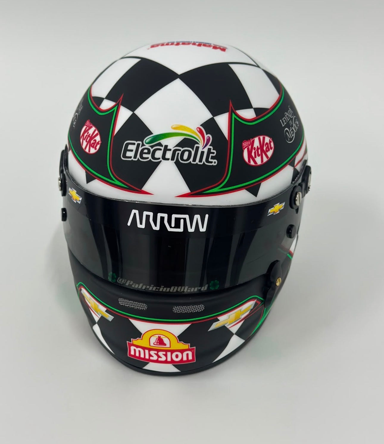 *Autografiado* Mini Casco Patricio O'Ward Temporada 2026