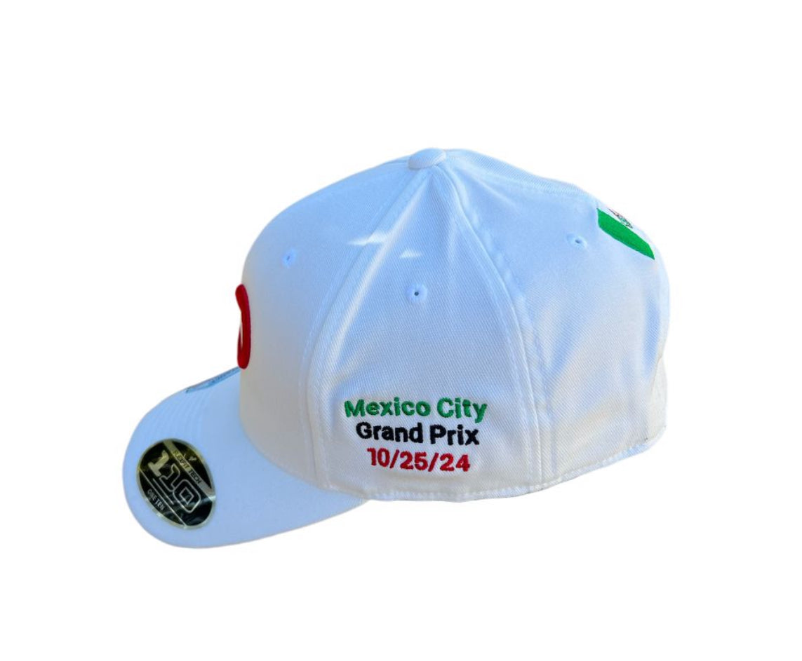 *EDICION  LIMITADA Tricolor* Formula 1 Gorra Blanca Tipo Curva con Logo PO 3D Verde/Rojo al frente y #29 Verde/Rojo a un lado